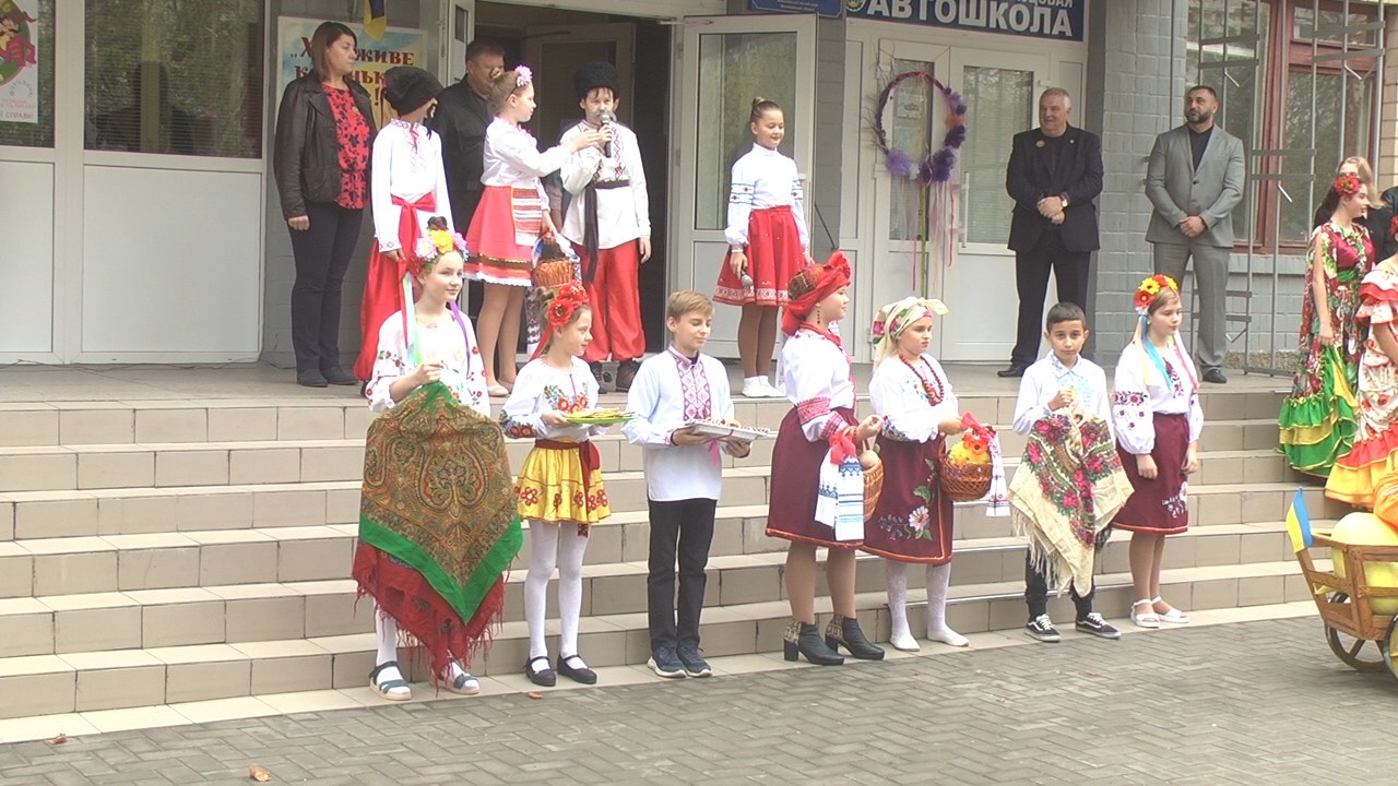 У Миколаївській школі № 6 відбувся Етнічний фестиваль