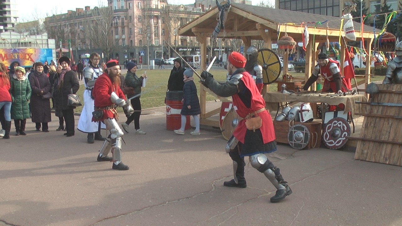 На Соборній площі відбувся лицарський турнір та музичний концерт